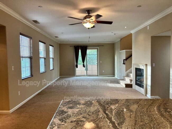 Building Photo - 5301 E Commerce Way