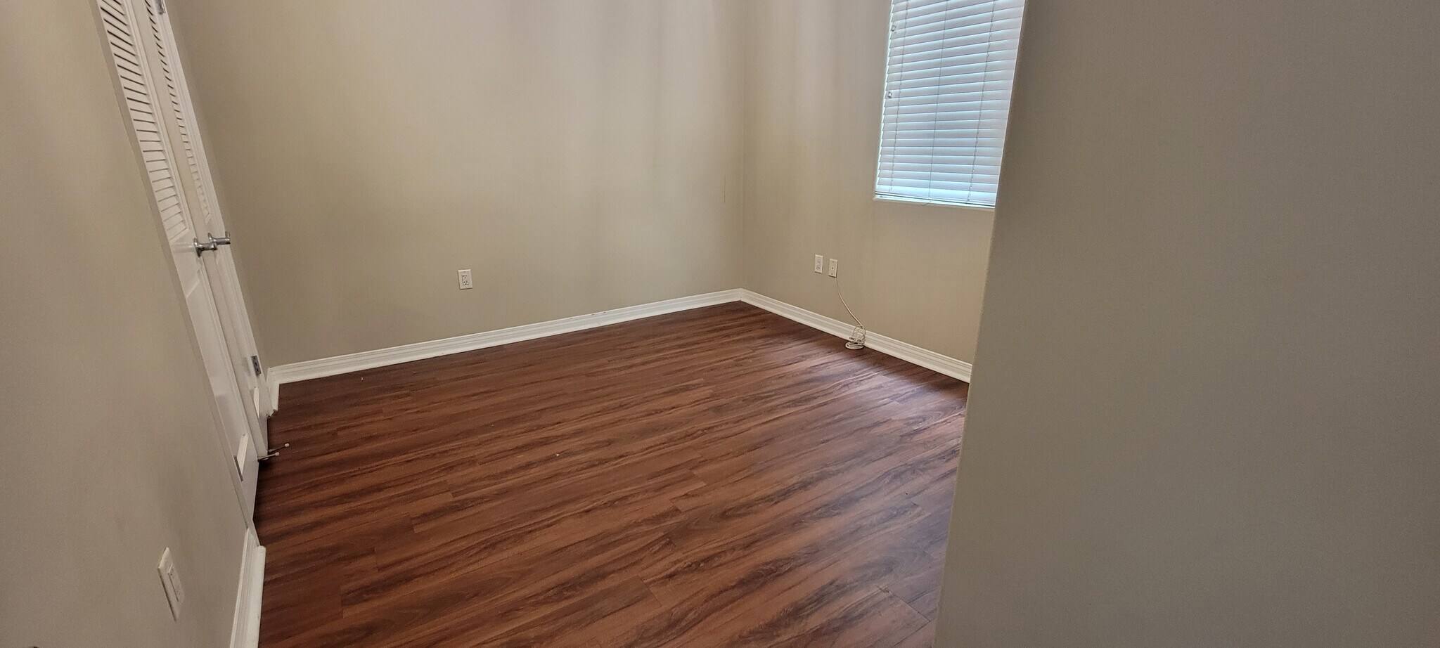 Building Photo - 1601 India St