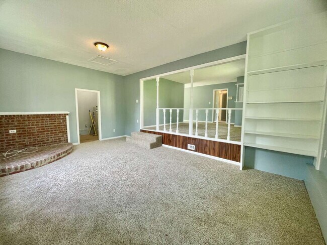 Building Photo - Charming 3-Bedroom Retreat In Fayetteville!