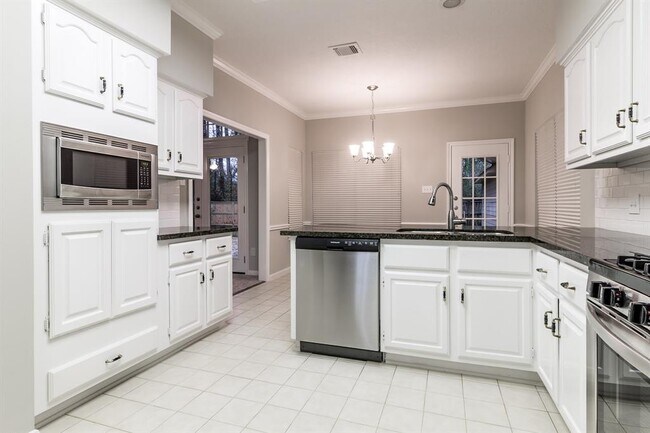 Building Photo - 3806 Deer Falls Ct