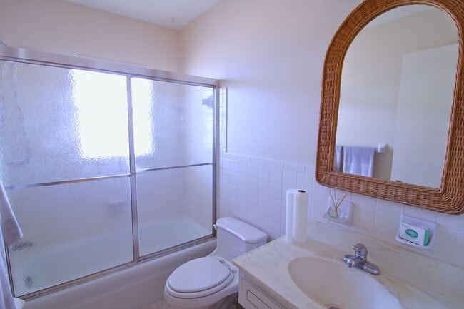 Building Photo - Charming Unfurnished 2-Bedroom Home in 55+ Community with Pool & Amenities