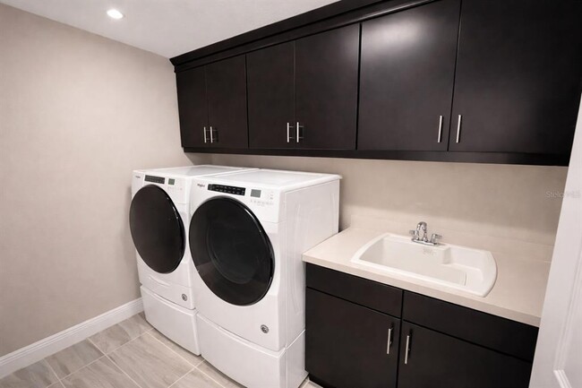 Building Photo - 15836 Marina Bay Dr