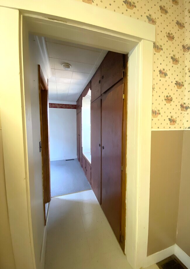 19 South St 19 South St Presque Isle ME 04769 Apartment Finder