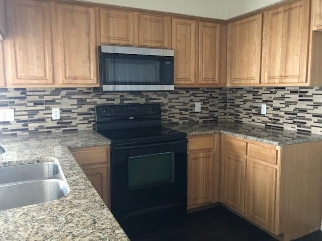 Building Photo - 5802 Falconcrest Dr