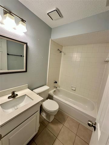 Building Photo - 2008 Terracotta Ct