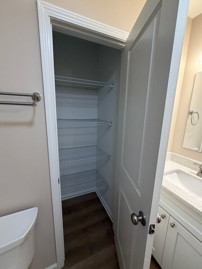 Building Photo - New Construction Duplex For Rent: 511 Maryland Ave, Burlington, NC