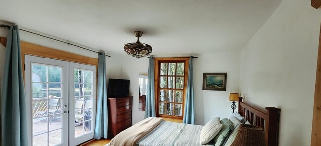 Building Photo - 122 Bear Cove