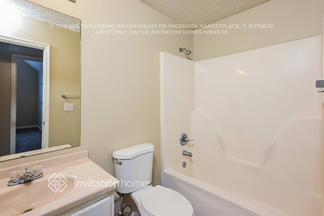 Building Photo - 6604 Hill Creek Cove