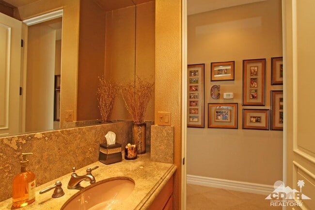 Building Photo - 48594 Vista Palomino