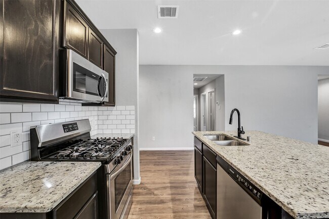 Building Photo - 3434 McDonough Way