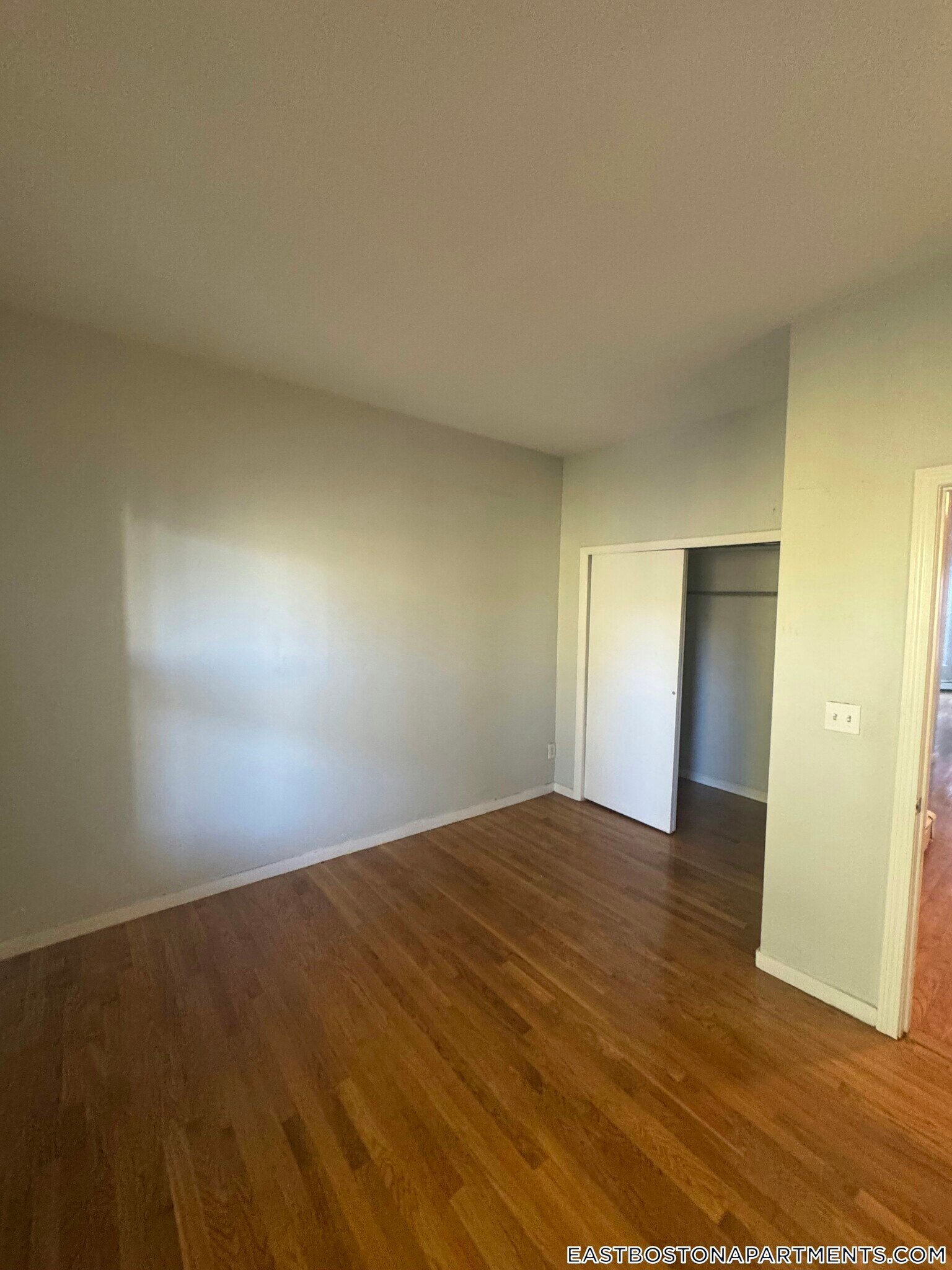 Building Photo - 345 Meridian St