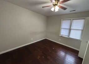 Building Photo - 4932 Pebble Beach Dr