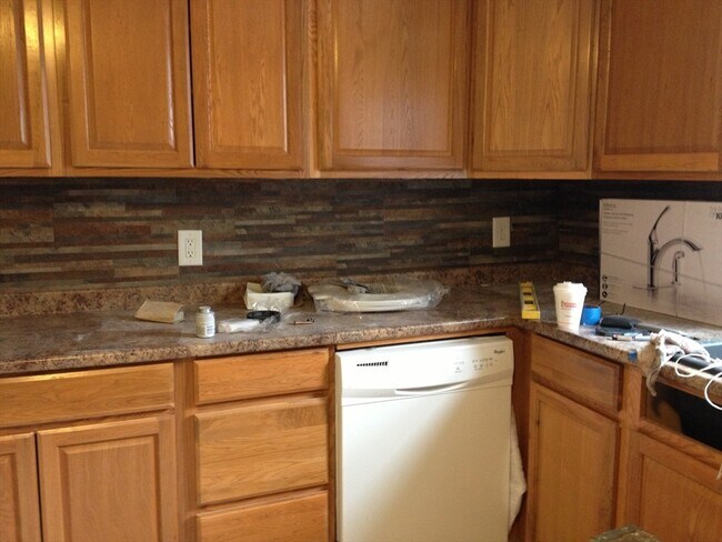 Building Photo - 9 Hall St