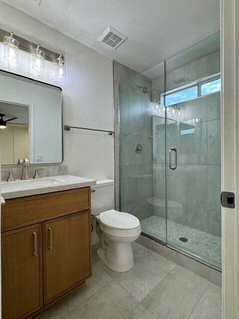 Building Photo - 446 S 86th Pl