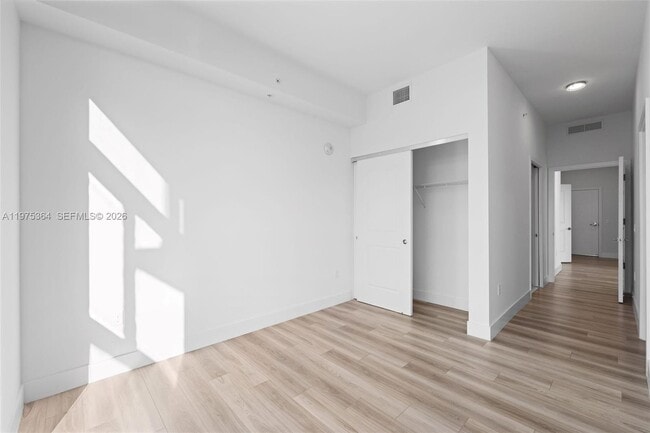 Building Photo - 101 Diplomat Pkwy