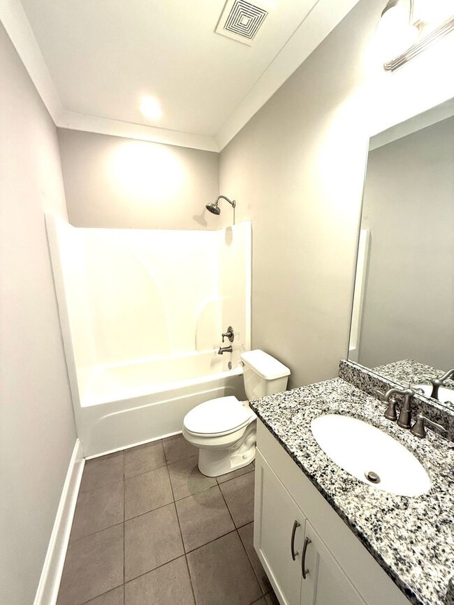 Building Photo - ** 4 Bed 3 Bath located in The Orchards, Pike road ** Call 334-366-9198 to schedule a self showing