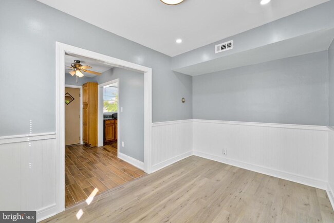 Building Photo - 3149 Willits Rd