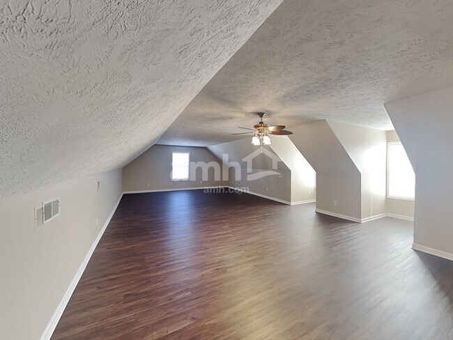 Building Photo - 3414 Leslie Ln