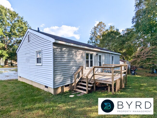 Building Photo - 5006 Glen Tara Dr