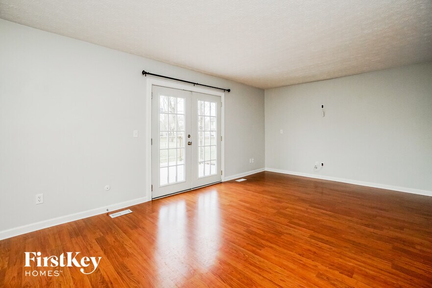 Building Photo - 659 Forestwood Dr