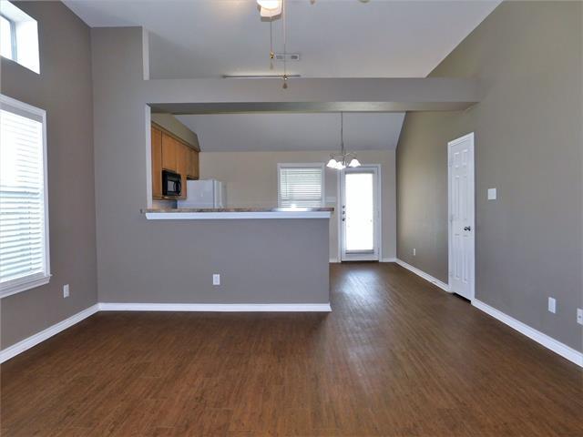 Building Photo - 5813 Brookside Dr