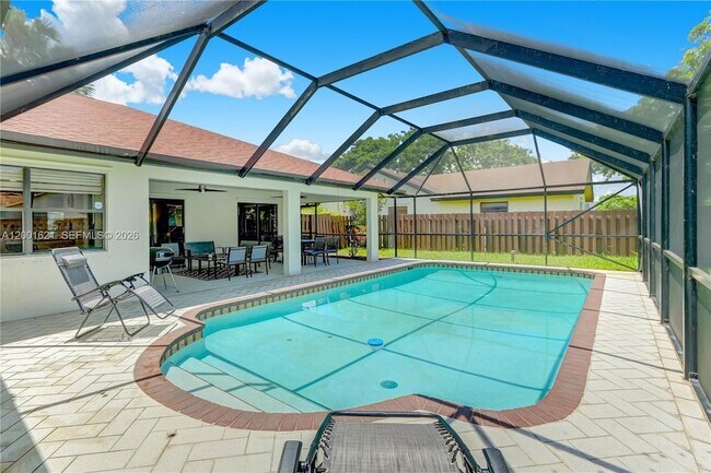 Building Photo - 1130 NW 78th Terrace