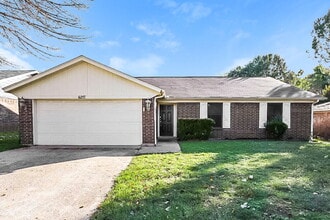 Building Photo - 6217 Cool Springs Dr