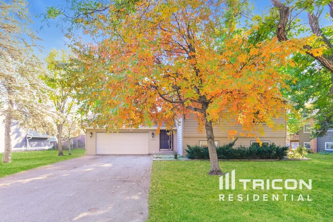 Building Photo - 4905 Independence St