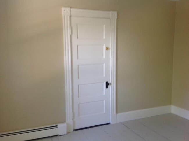 Building Photo - 341 Court St