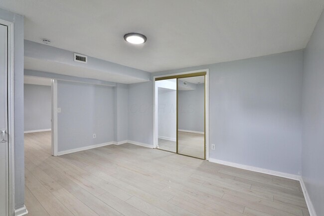 Building Photo - 4474 Starret Rd