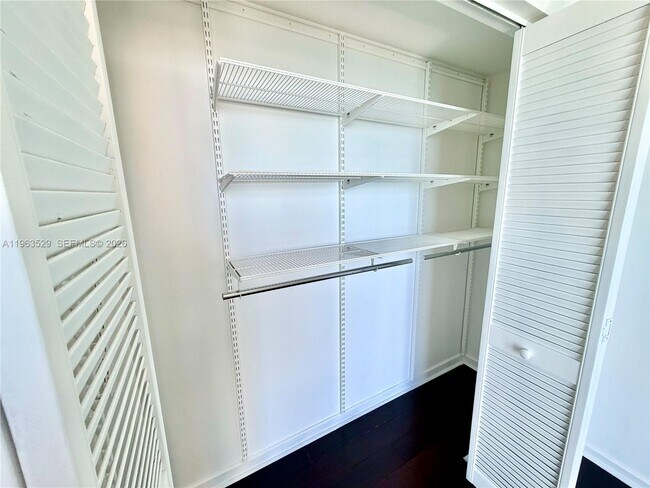 Building Photo - 335 S Biscayne Blvd