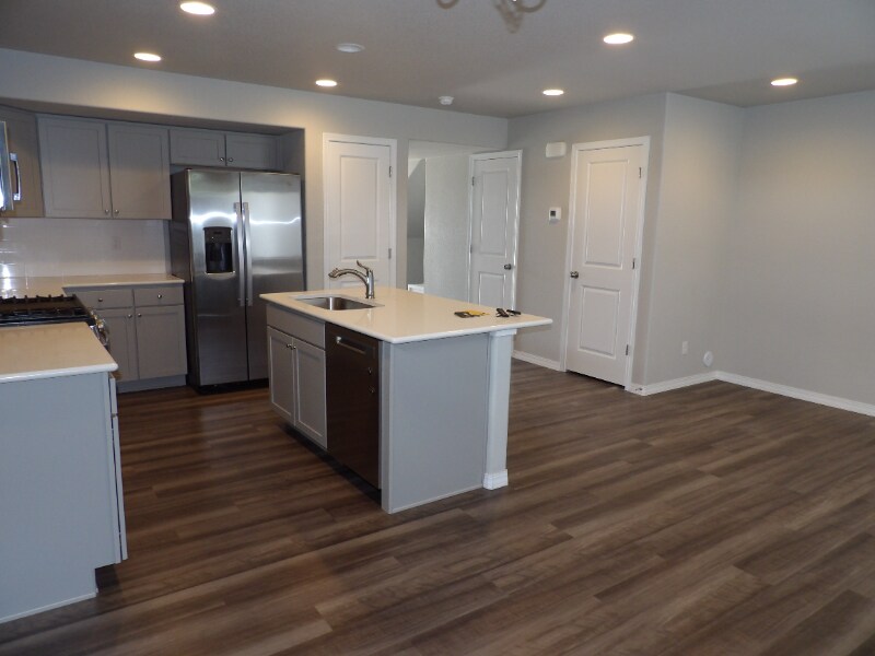 Building Photo - 11260 Feliz Wy