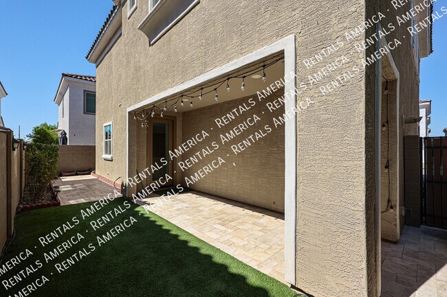 Building Photo - 743 N Abalone Ct.