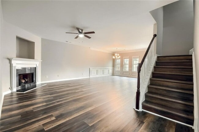 Building Photo - 2171 Waterford Park Dr