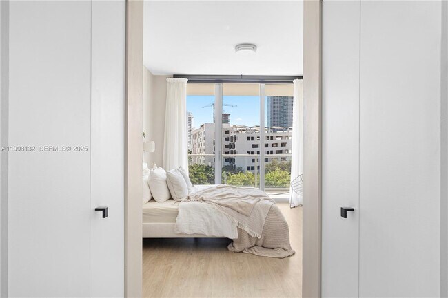 Building Photo - 3470 E Coast Ave