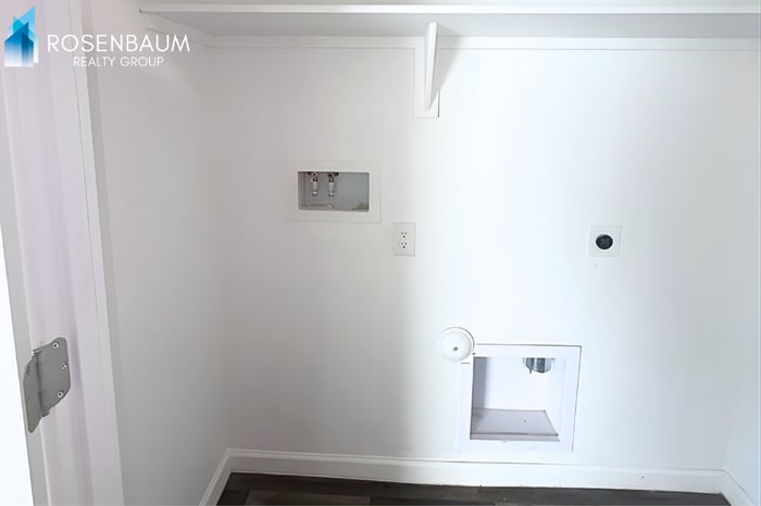 Building Photo - 8764 W Reventon Dr