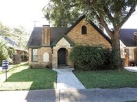 Building Photo - 6038 Victor St