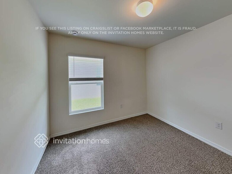 Building Photo - 3298 Acapulco Cir