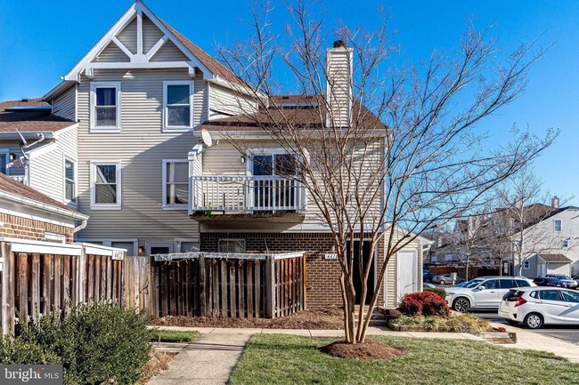 Building Photo - 4418 Pembrook Village Dr