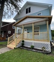 Building Photo - 104 Seward Ave