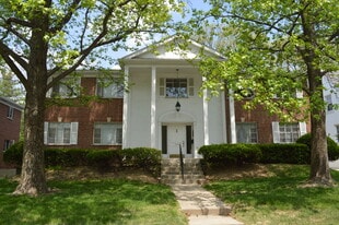 Building Photo - 3434 Linwood Ave