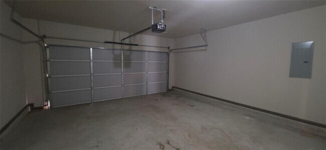 Building Photo - 3325 Ivey Ridge Rd NE