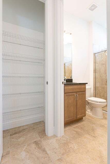 Building Photo - 9155 SW Esule Way