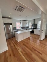 Building Photo - 8 Brookside Ave