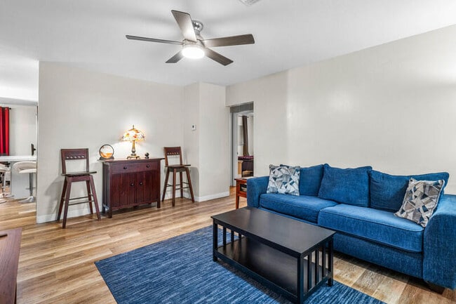 Building Photo - 4780 NE 8th Terrace