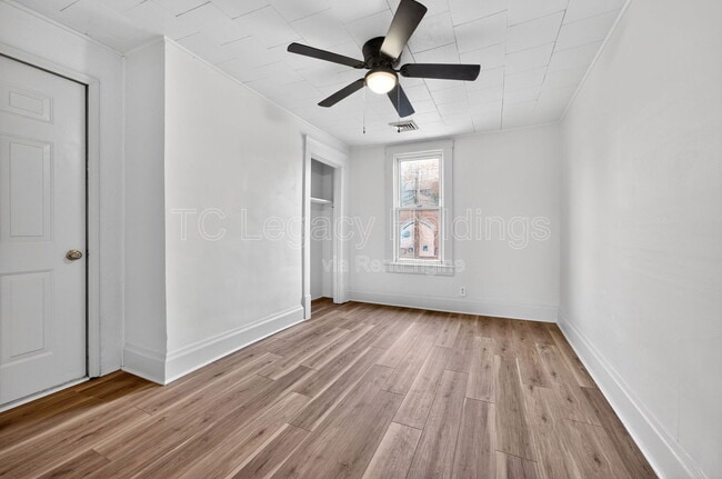 Building Photo - 1409 Hamill Ave