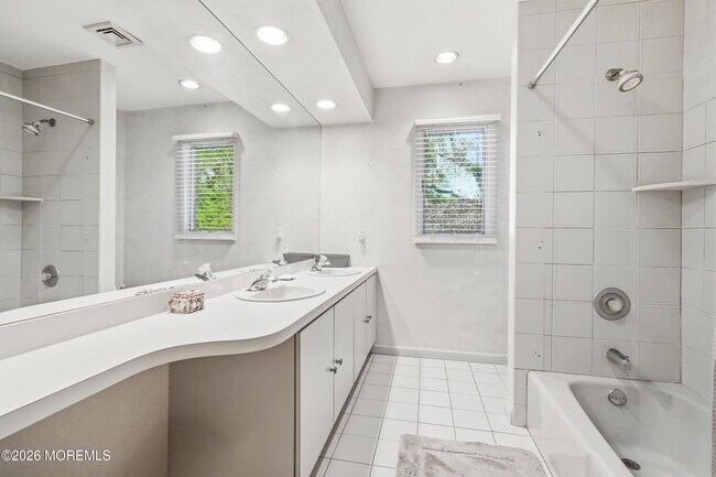 Building Photo - 14 Kastor Ln