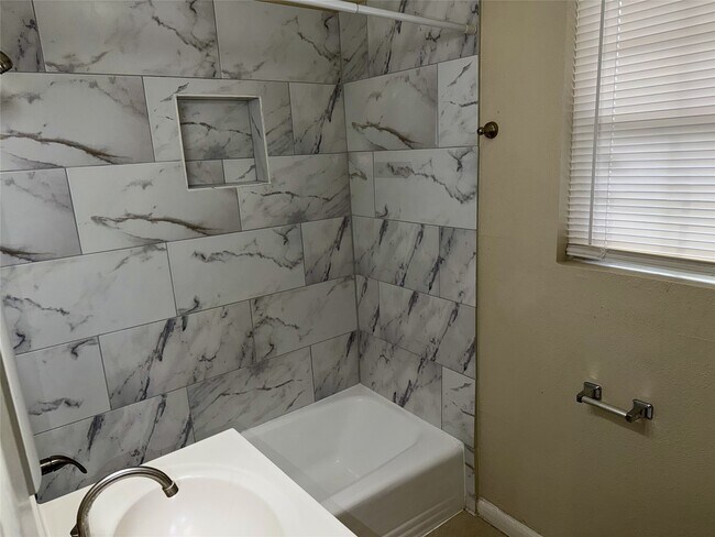 Building Photo - 6144 Doulton Dr