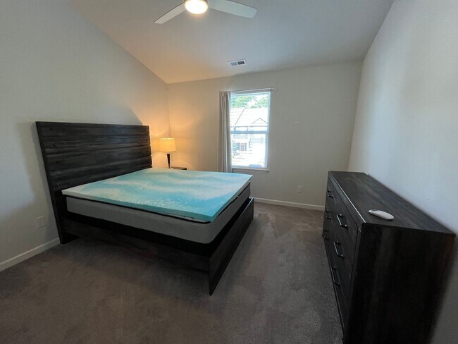 Building Photo - 1643 KIlldeer Ln
