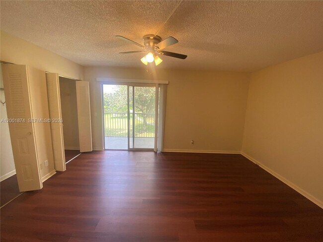 Building Photo - 800 SW 131st Ave